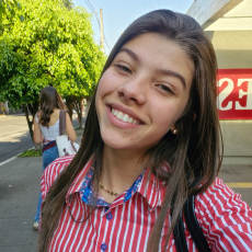 Ana Julia C. Ribeiro